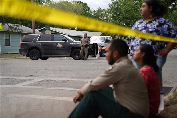 Hé lộ nguyên nhân cảnh sát ứng phó chậm vụ xả súng trường học ở Texas