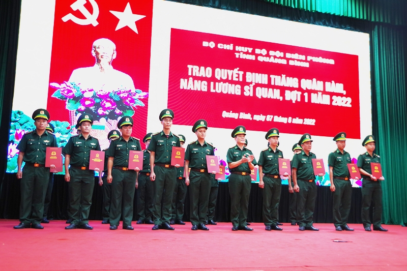 BĐBP tỉnh: Công bố quyết định thăng quân hàm, nâng lương đợt 1 năm 2022