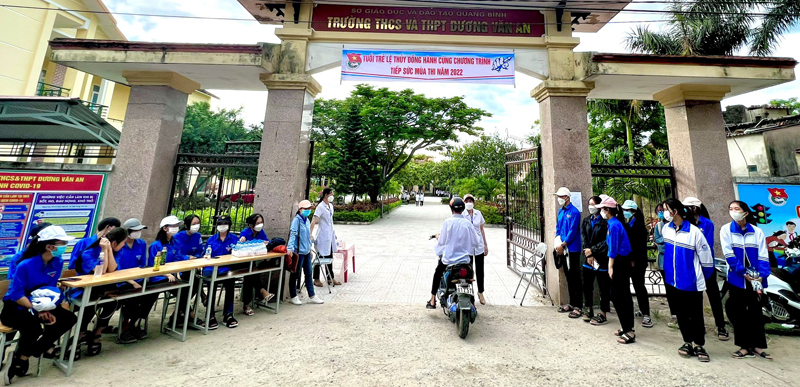 Ngày đầu kỳ thi, tuyển sinh lớp 10 diễn ra an toàn, nghiêm túc