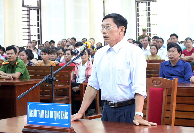 Hủy toàn bộ các bản án, xác định dấu hiệu phạm tội của ông Hoàng Văn Đức