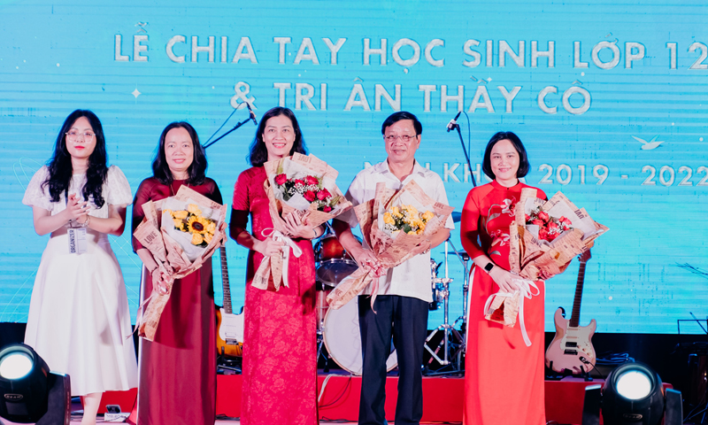 Ấn tượng "Khởi chương"