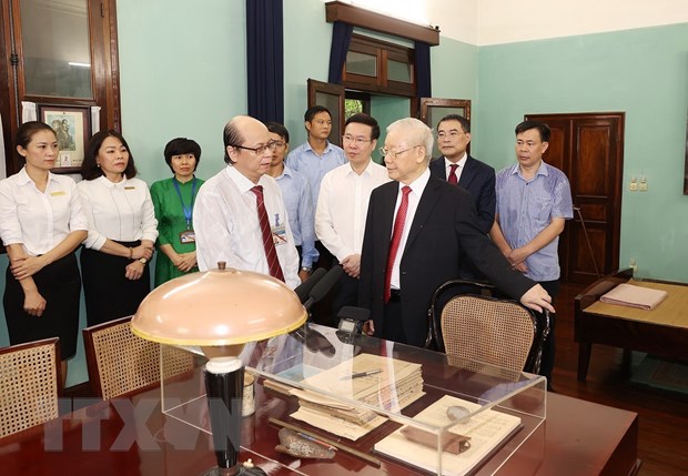 'Học tập và làm theo Bác Hồ là nhiệm vụ quan trọng, thường xuyên'