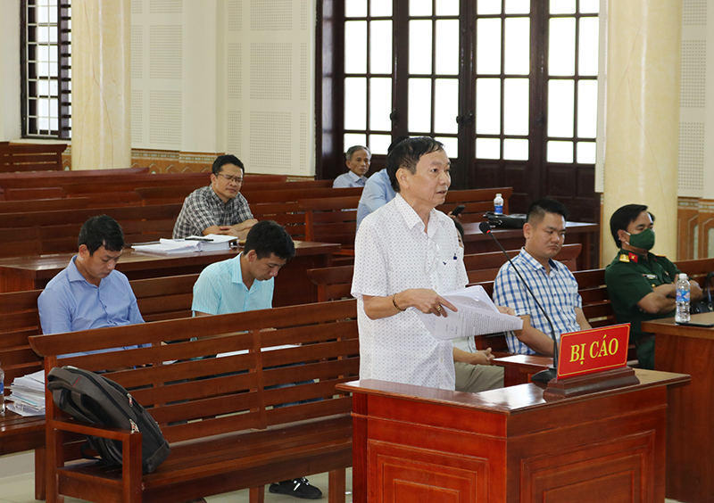 Vụ án rà phá bom mìn: Trả hồ sơ để điều tra bổ sung kết quả giám định tư pháp