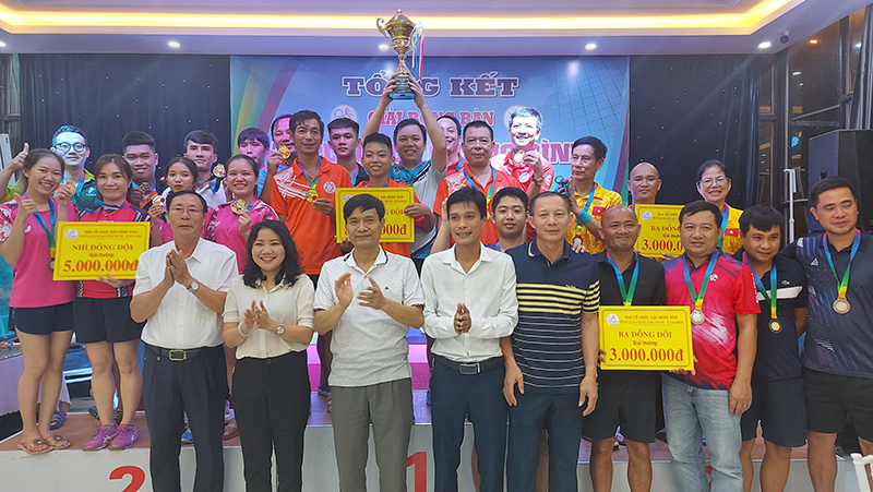 Bế mạc giải bóng bàn Top League Quảng Bình lần thứ 1