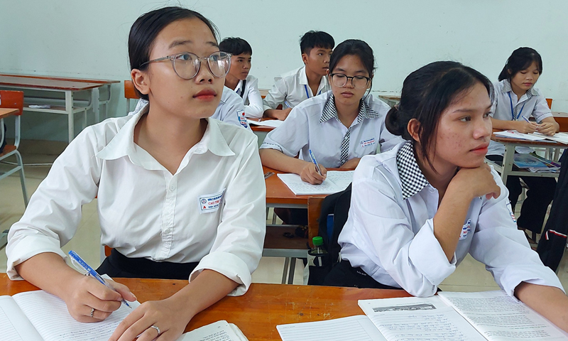Ươm những "mầm xanh" cho Đảng