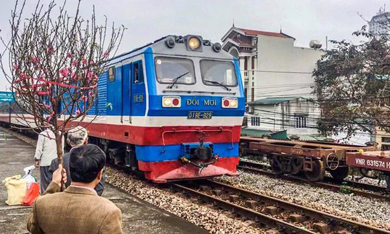 Chính sách giảm giá vé tàu Tết Quý Mão 2023