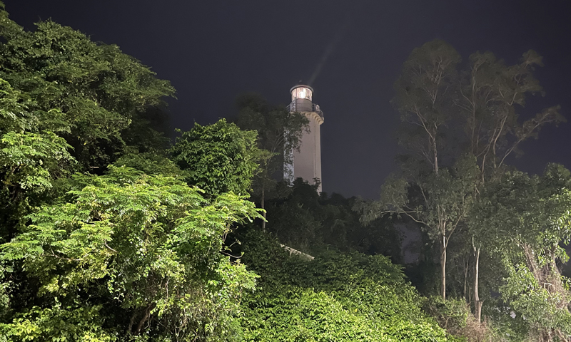 Những người canh "mắt thần"