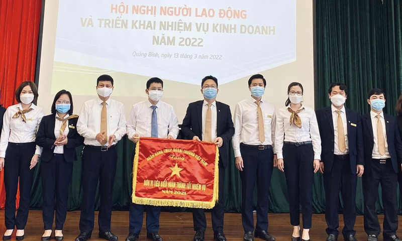 Xây dựng Đảng ở một ngân hàng