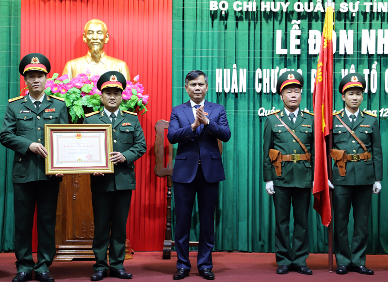 Bộ Chỉ huy Quân sự tỉnh đón nhận Huân chương Bảo vệ Tổ quốc hạng Ba