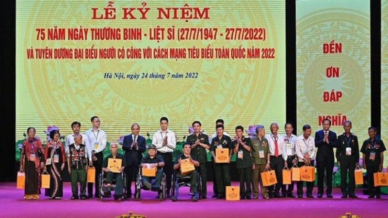 Hướng dẫn tặng quà của Chủ tịch nước nhân dịp Tết Nguyên đán Quý Mão