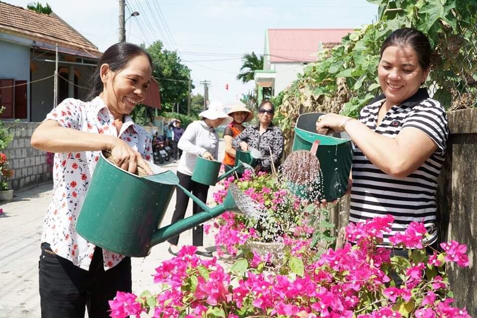 Phụ nữ xã Xuân Thủy học tập và làm theo gương Bác