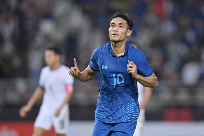 Thái Lan vào bán kết AFF Cup 2022 với ngôi đầu bảng