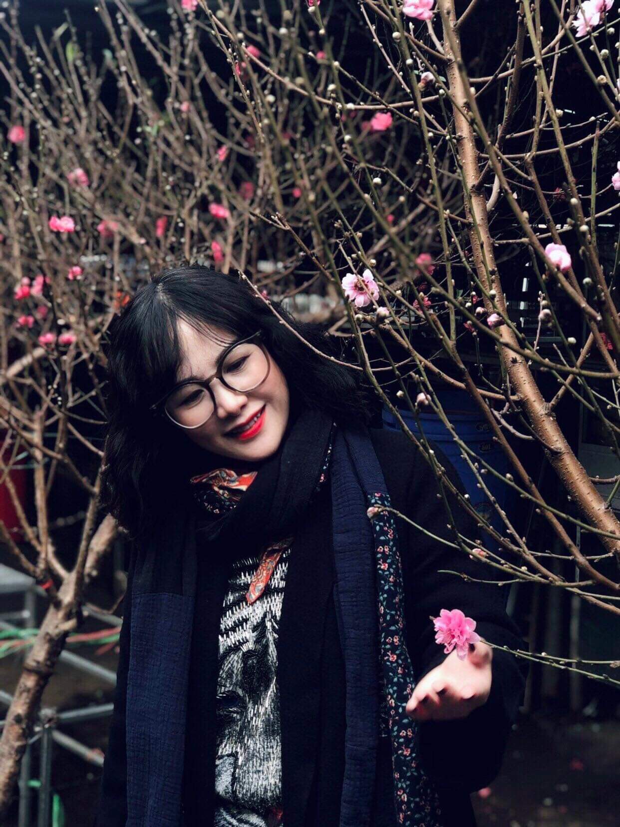 "Hãy để cho tác phẩm tự bầu ra tác giả"