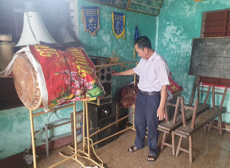 Khi nhà văn hoá bị "lãng quên"…