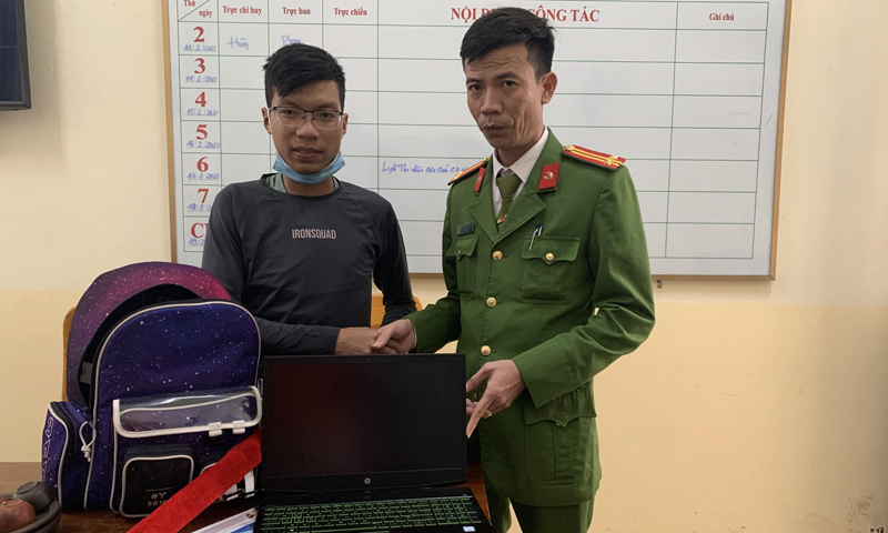 Bố Trạch: Nhặt được của rơi, trả người đánh mất