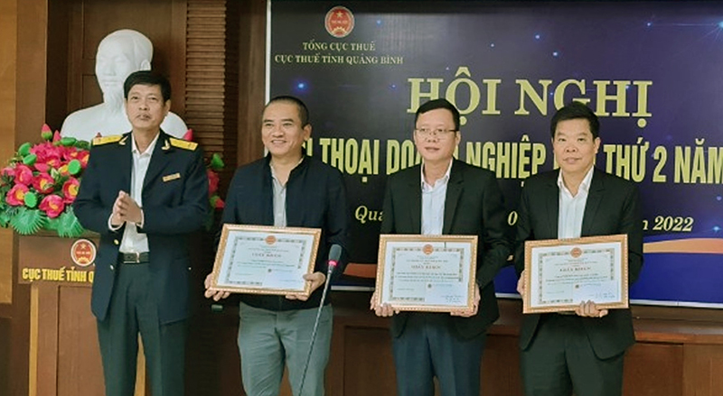 Thực hiện tốt nghĩa vụ thuế, góp phần xây dựng quê hương