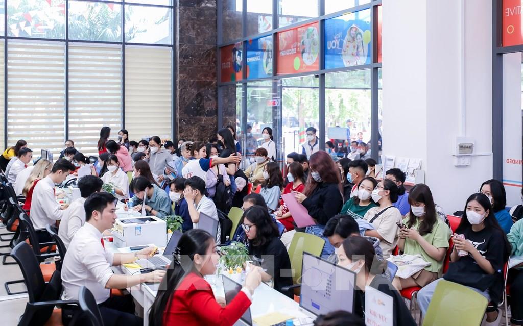 Nhiều trường đại học nhận hồ sơ xét tuyển học bạ