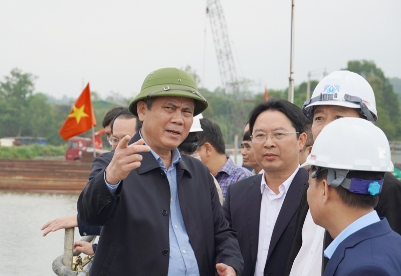 Bàn giao nhanh mặt bằng thi công dự án đường bộ cao tốc Bắc-Nam