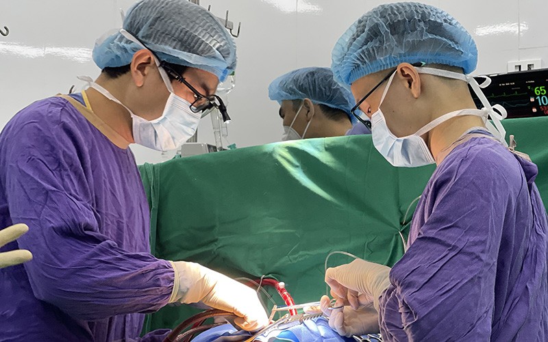 Giải quyết dứt điểm tình trạng thiếu thuốc, trang thiết bị, vật tư y tế