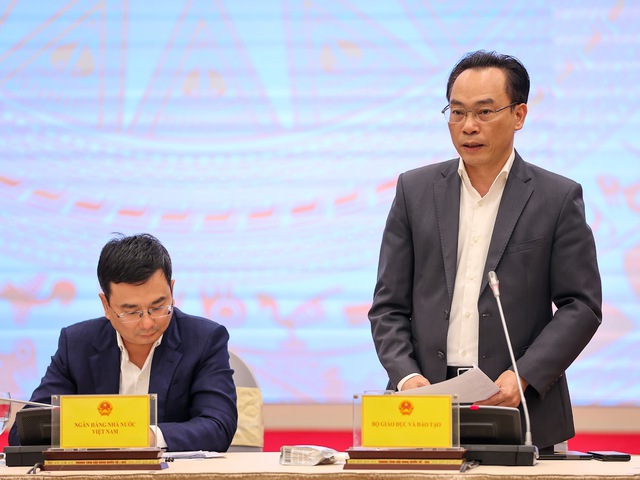 Việc tổ chức thi, xét tuyển hay kết hợp là quyền chủ động của các địa phương