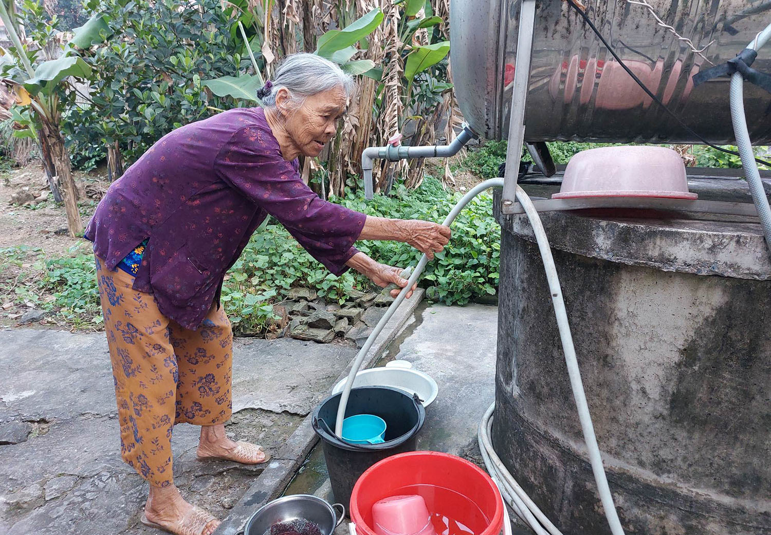 "Lỡ hẹn"... nông thôn mới