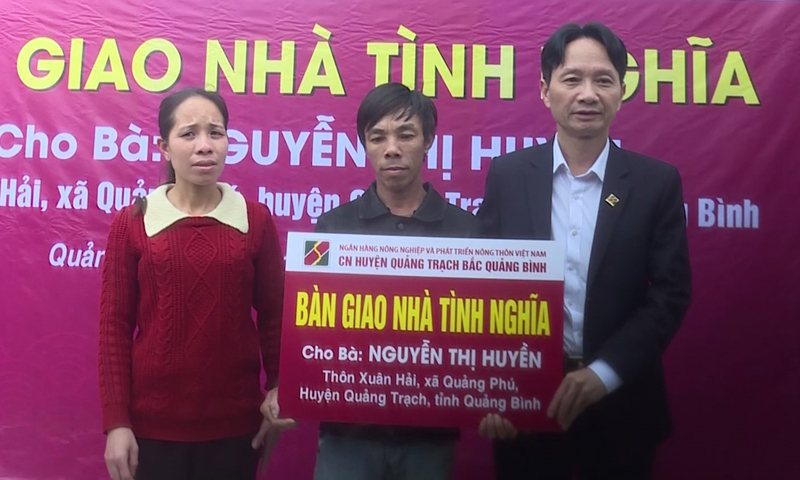 Đồng hành cùng phụ nữ yếu thế