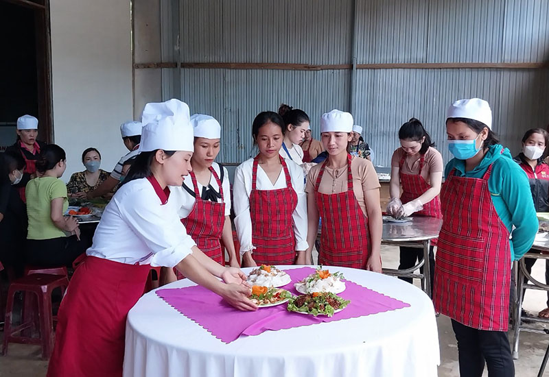 Minh Hóa: Bức tranh sáng về xuất khẩu lao động