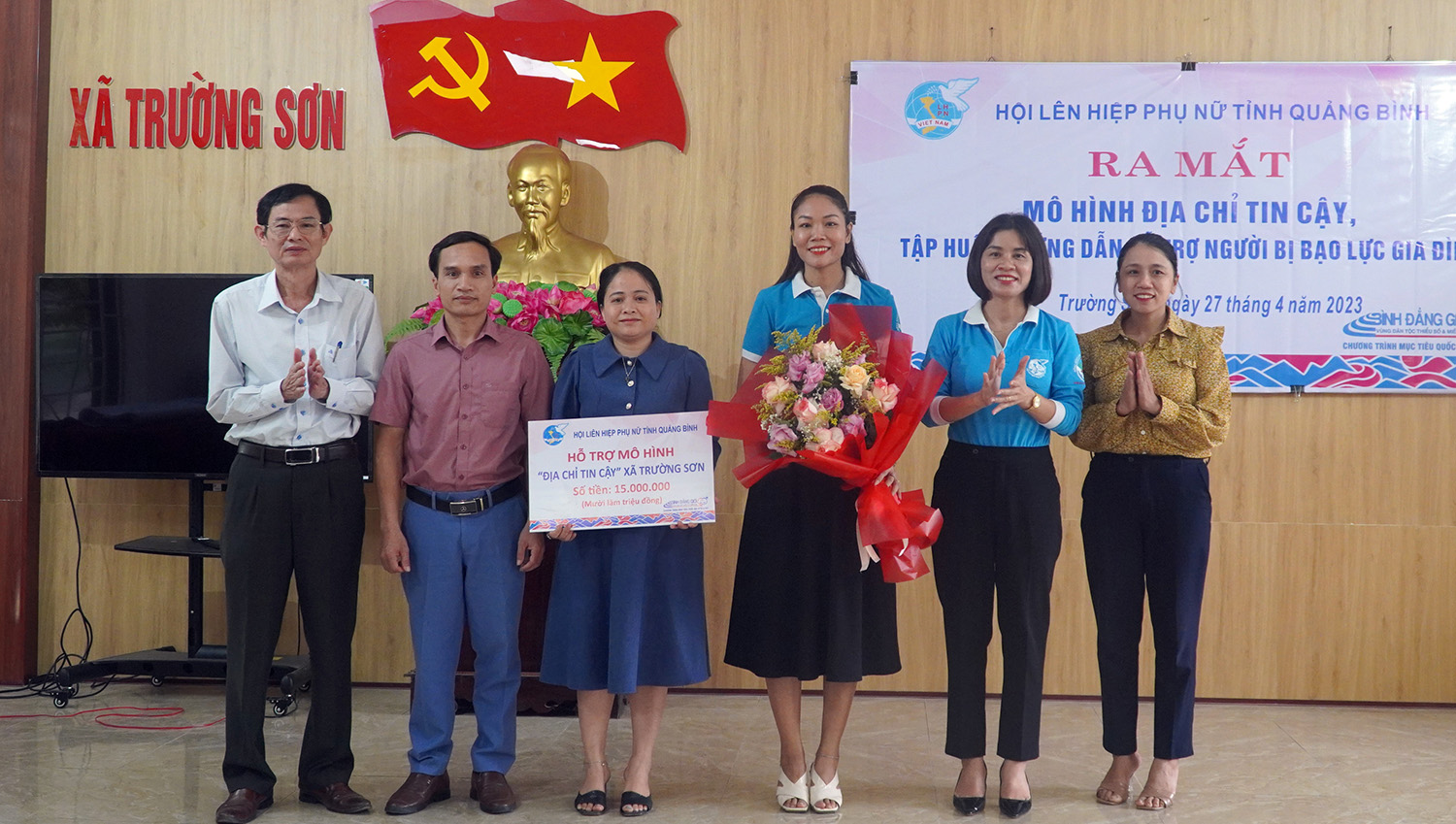 Hội LHPN tỉnh: Ra mắt mô hình điểm "Địa chỉ tin cậy"