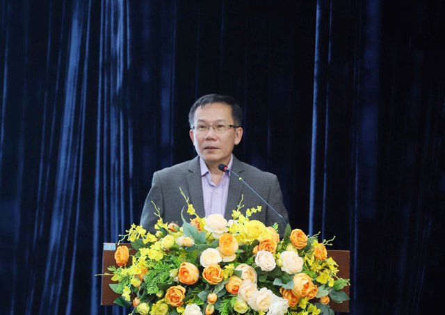 GS.TSKH. Nguyễn Ngọc Thành nhận Huân chương Công trạng hạng Nhất của Nhà nước Ba Lan