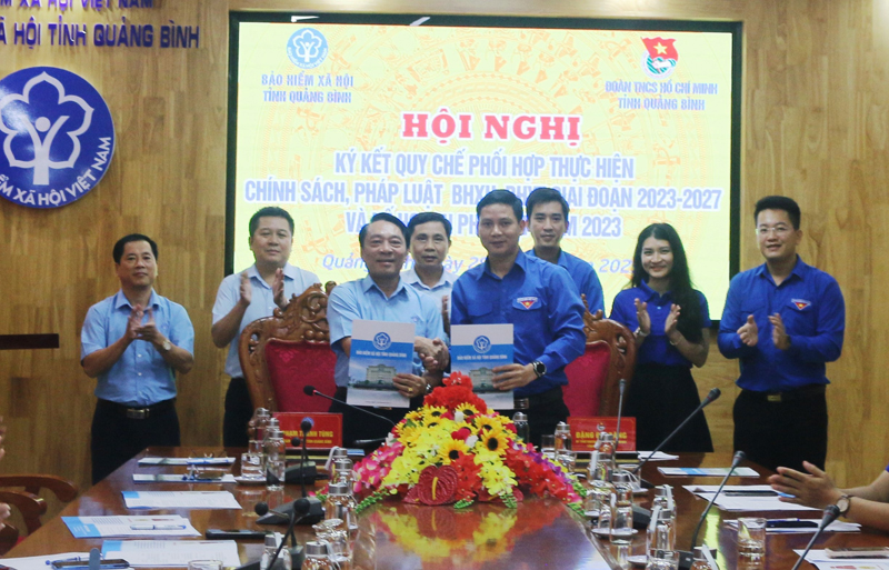 Phối hợp thực hiện chính sách, pháp luật BHXH, BHYT