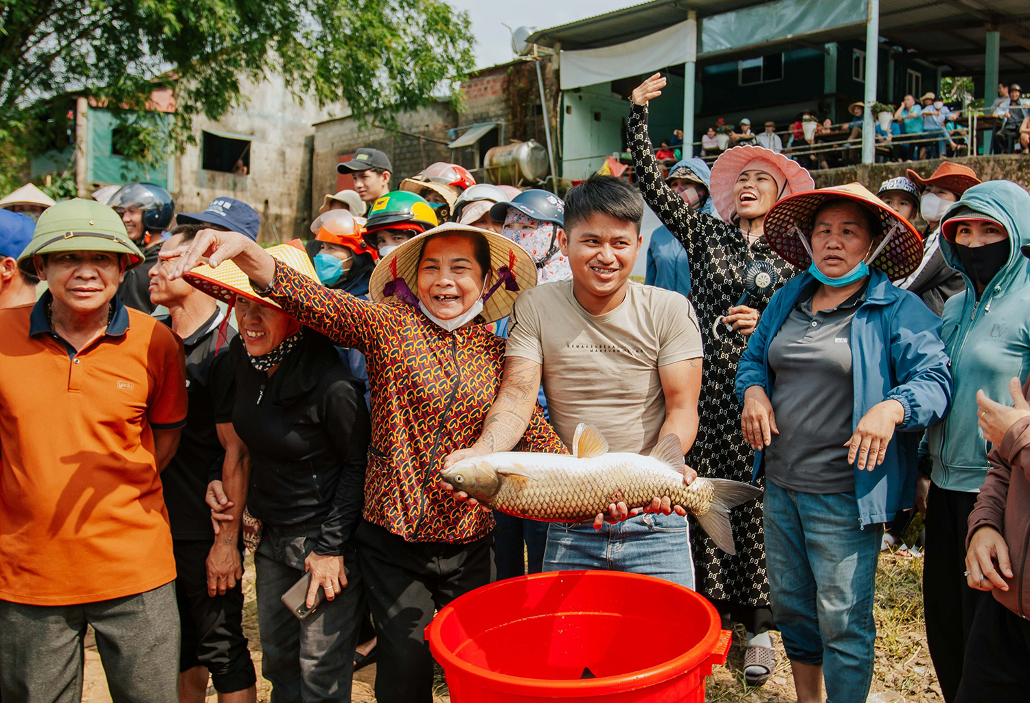 Bố Trạch: Sôi nổi hội thi cá trắm sông Son