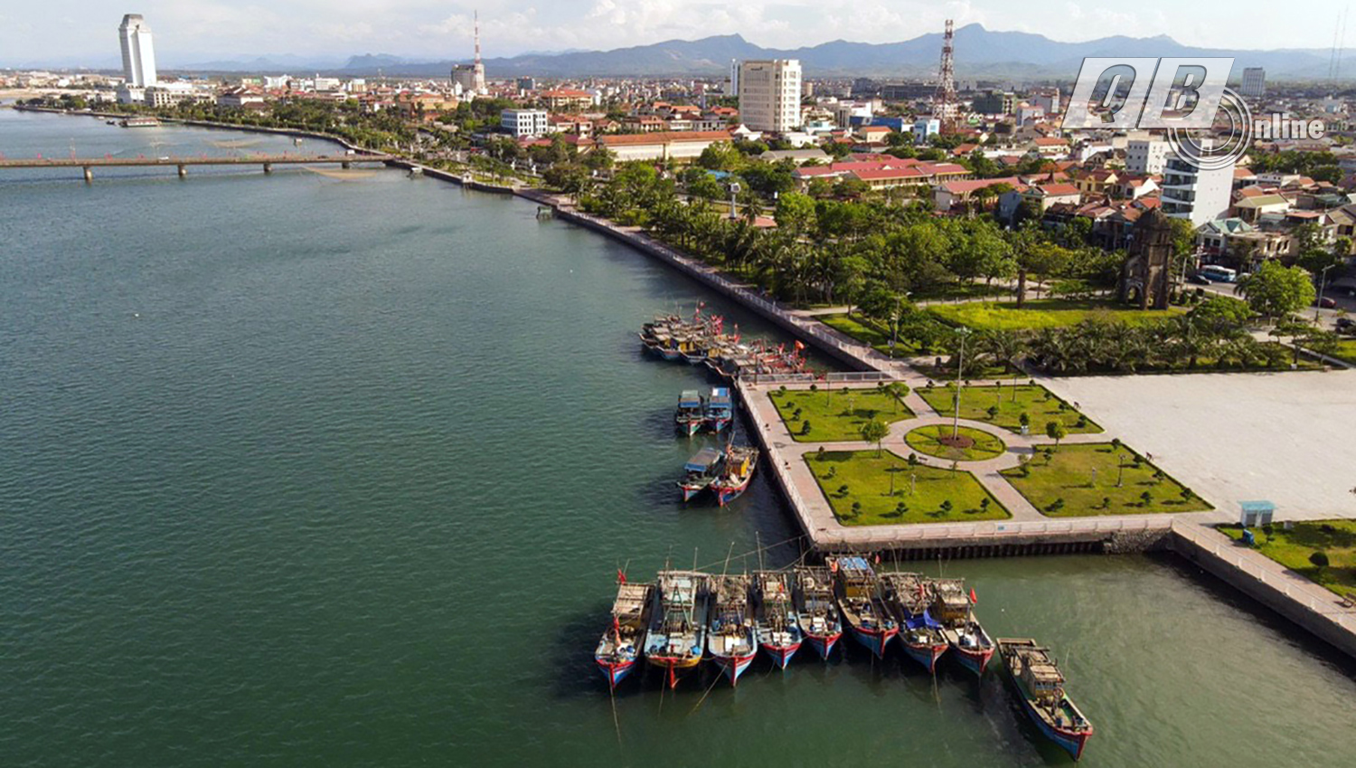 Xây dựng Quảng Bình trở thành nền kinh tế năng động của miền Trung