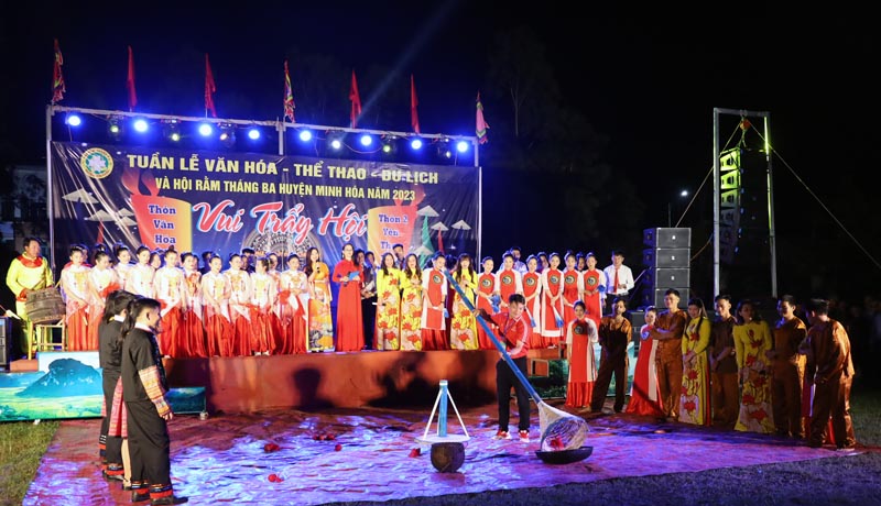 Hấp dẫn và ấn tượng đêm "Vui trẩy hội"