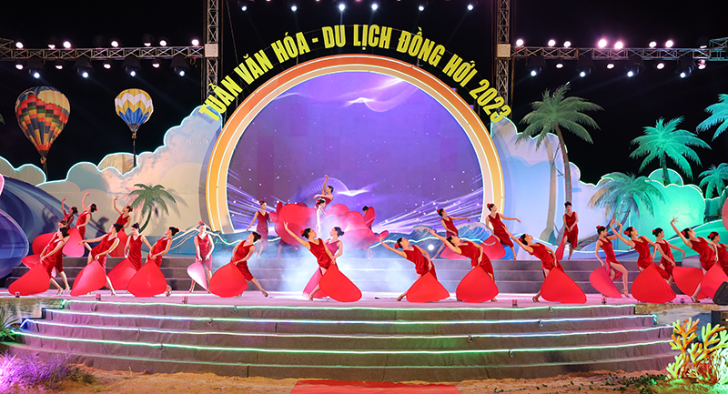 "Đồng Hới-Hoa hồng và biển"