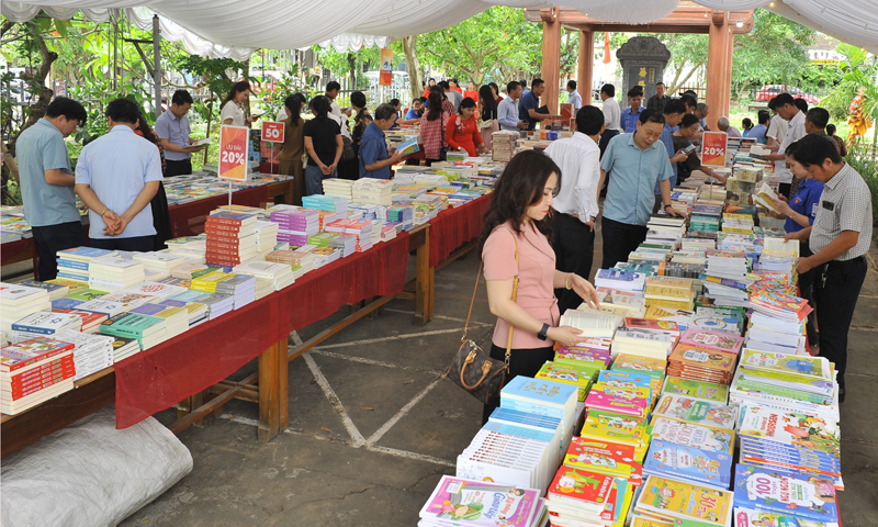 Quảng Bình muôn vẻ