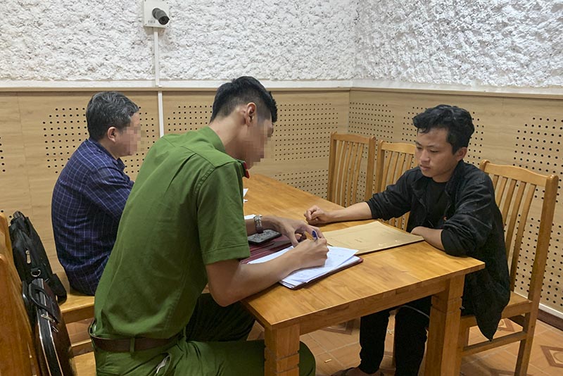 Vận động đối tượng truy nã ra đầu thú sau gần 3 năm lẩn trốn