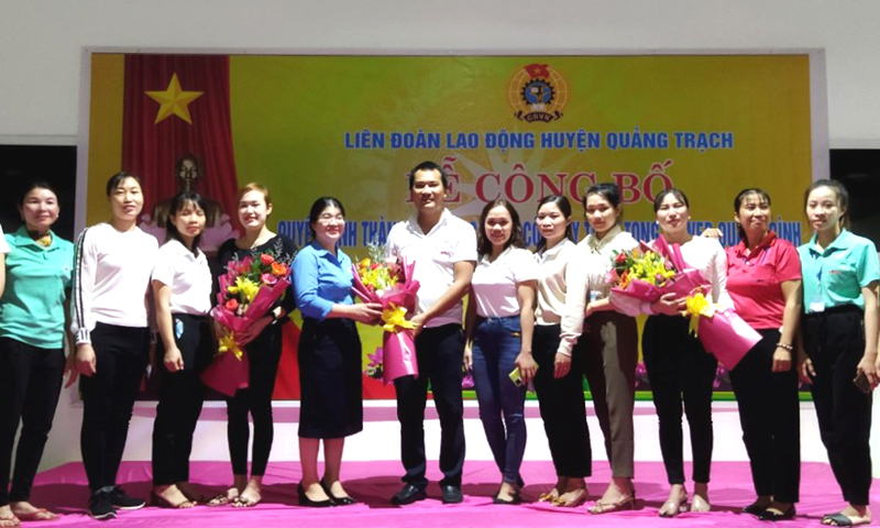 "Đổi mới, dân chủ, đoàn kết, phát triển"