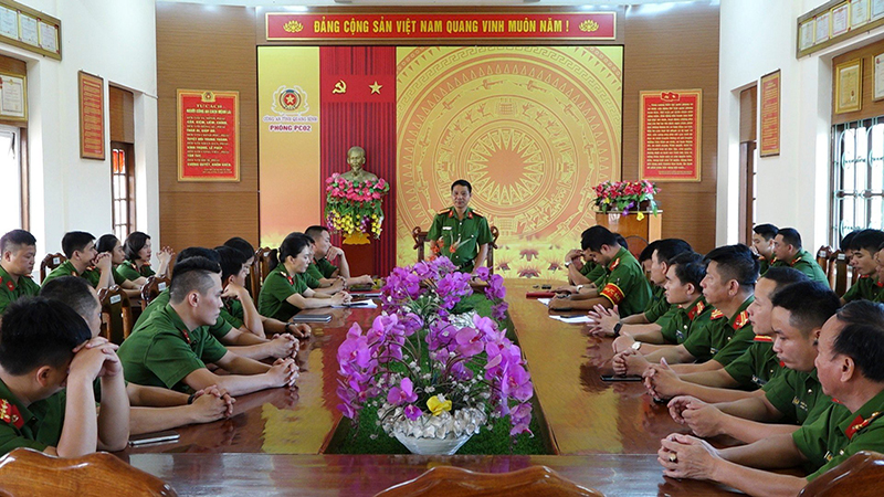 Giỏi nghiệp vụ, vững pháp luật, kiên quyết, kiên trì tấn công tội phạm