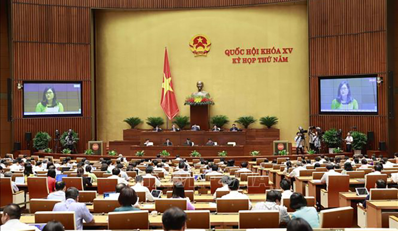 Ngày 1/6, Quốc hội tiếp tục thảo luận về kinh tế xã hội và nhiều nội dung quan trọng khác