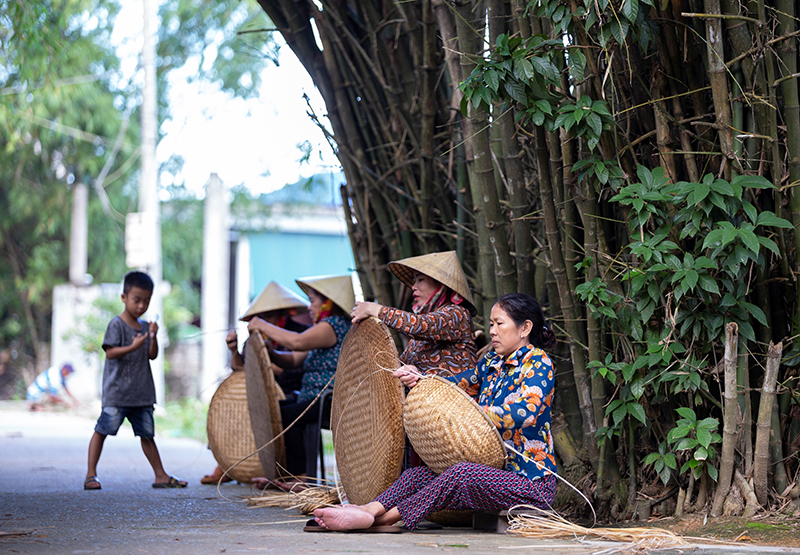 Néo giữ hồn quê trong chiếc nan tre