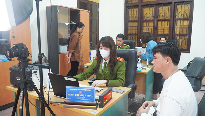 Phát động "Ngày toàn dân đăng ký, kích hoạt tài khoản định danh điện tử
