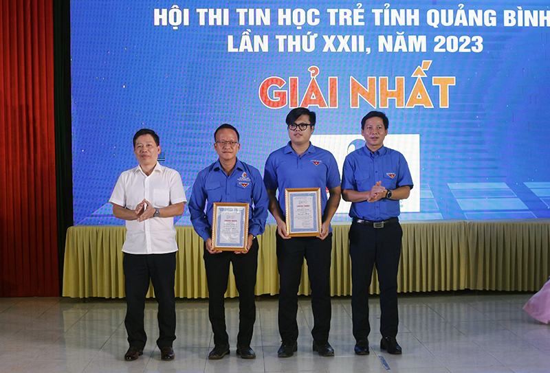 37 thí sinh đoạt giải hội thi Tin học trẻ Quảng Bình lần thứ XXII