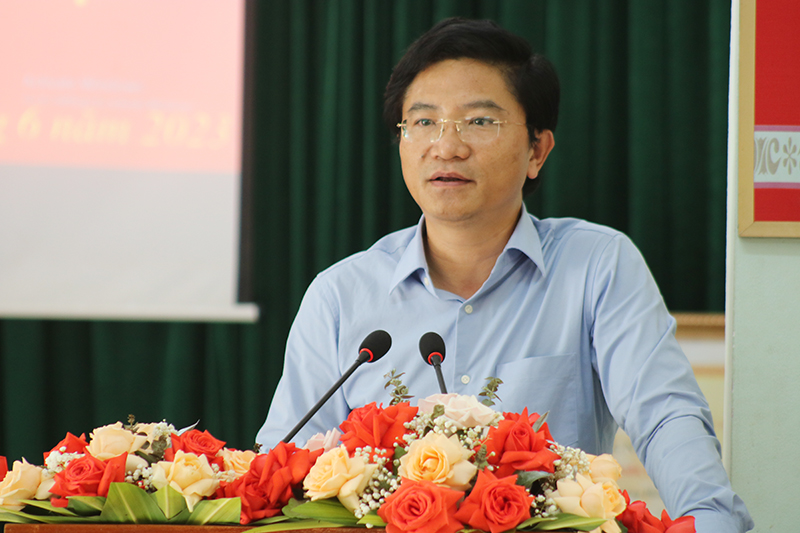 Đại biểu HĐND tỉnh tiếp xúc cử tri tại TX. Ba Đồn và huyện Tuyên Hóa