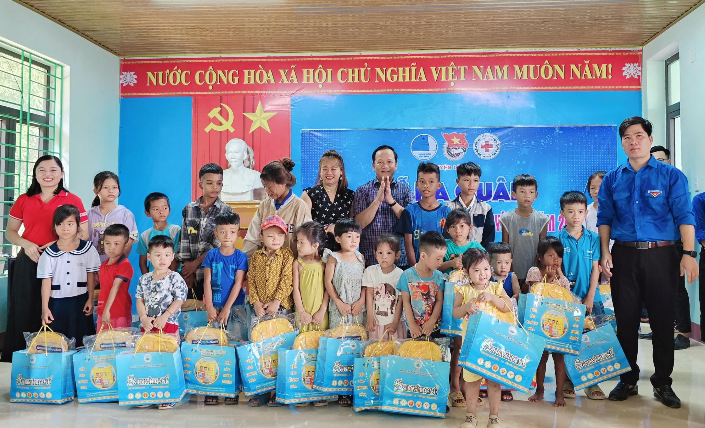 Lệ Thủy: Ra quân Chiến dịch thanh niên tình nguyện hè năm 2023.