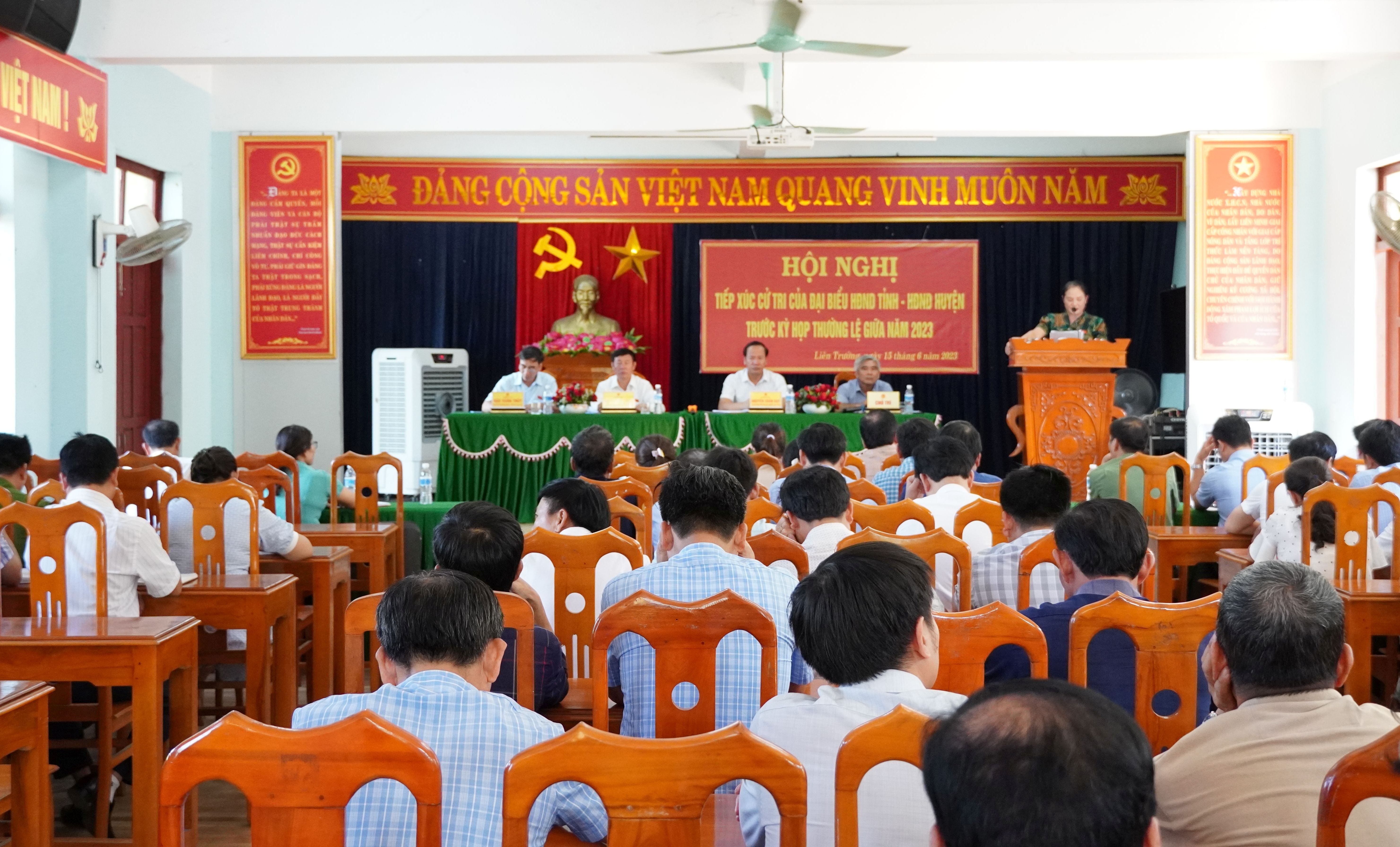 Đại biểu HĐND tỉnh tiếp xúc cử tri tại huyện Bố Trạch, Quảng Trạch