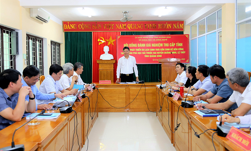 Phát triển du lịch sinh thái gắn sinh kế bền vững