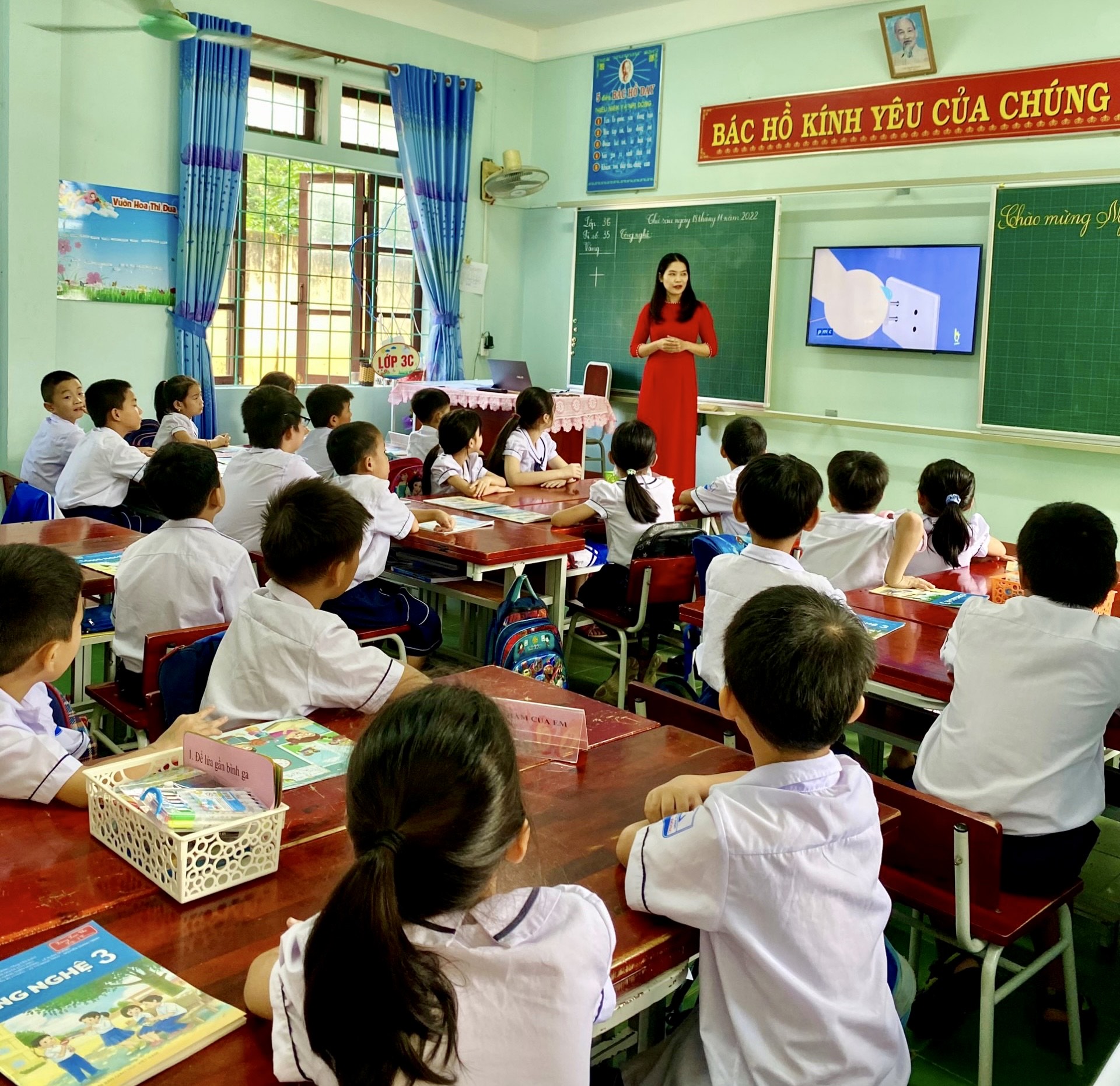 Bài 1: Nỗi niềm của những người trong cuộc