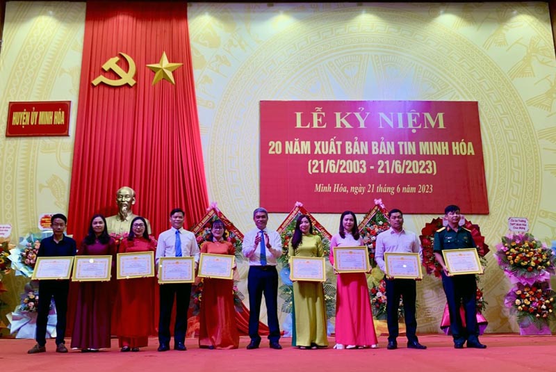 Kỷ niệm 20 năm Ngày xuất bản Bản tin Minh Hóa