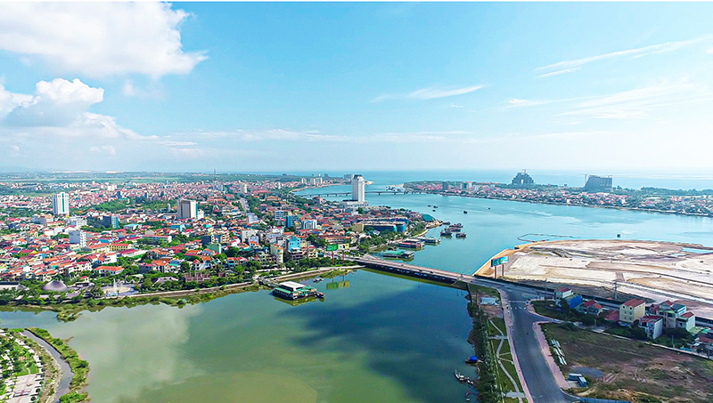 Đổi mới, sáng tạo và cầu thị, đưa Quảng Bình đến gần nhà đầu tư