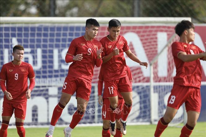 Đội tuyển Việt Nam vững vàng vị trí 95 trên bảng xếp hạng FIFA